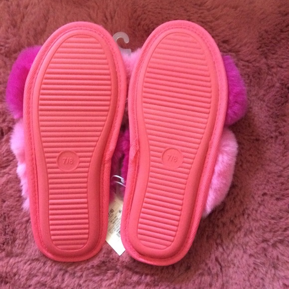 🎀Cute Criss/Cross Pink Mauve Slippers🎀 Medium🎀 - Picture 4 of 5